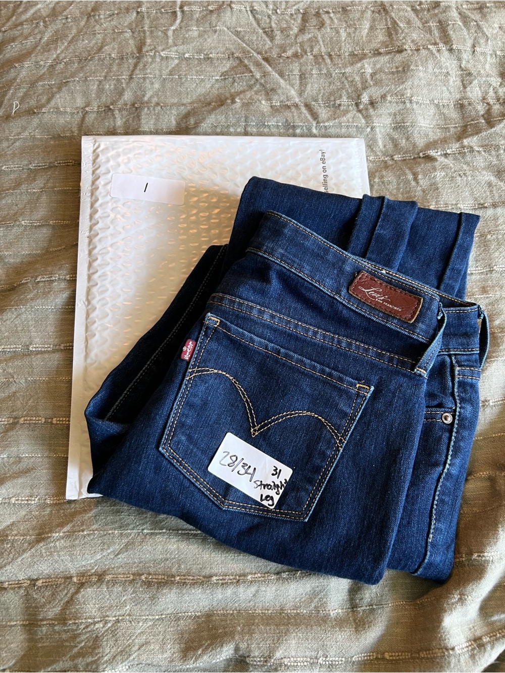Levi's Slim Straight Jeans in Dark Indigo